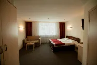 Yut Hotel - 2 звезды