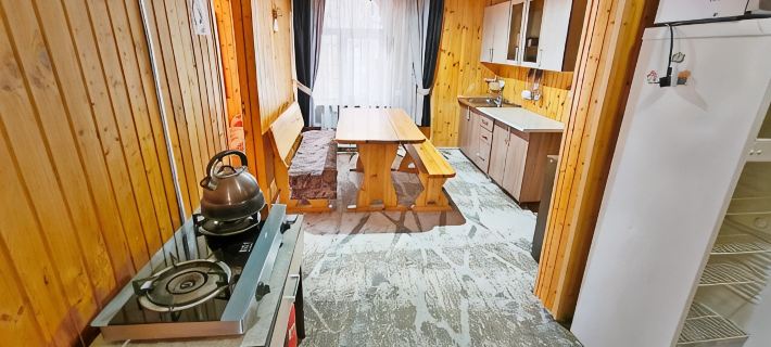 Feniks Mini-Hotel ドンバイのホテル