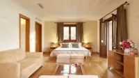 Superb waterfront villa with private pool, jetty, motorboat included and sauna - Parvekkeita