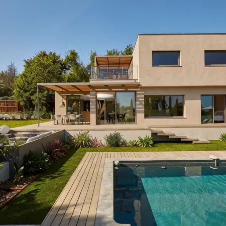 Villa Filao with Infinity Pool 10 Minutes from the Beaches of Argeles Sur Mer.