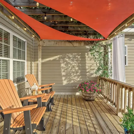 Charming Home, Peaceful Patio & Quiet Neighborhood