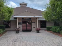 Cozy mobile home in charming Crystal River with WiFi and AC - Gym