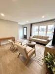 Cozy Modern Farmhouse Prime Lakeview Location - 3-Star