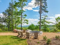 Blowing Rock | Mountain Views, Club Access & Fireplace