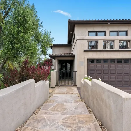 Wave Watcher 4-bedroom house in Grover Beach
