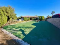 1/2acre Adult & Kid Playground-relax & have fun! Pool/spa-golf-tennis-shopping - 2-Star