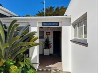 Aquarius Bed and Breakfast Hotels in Western District