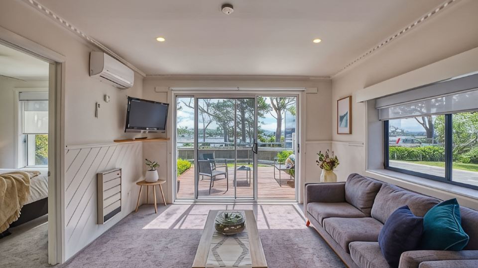 Georges Bay Apartments