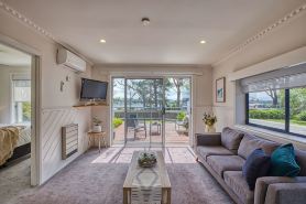 Georges Bay Apartments