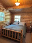 Log Cabin in the Pines near Happys Inn MT! - Hytter