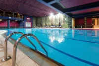 Ramada by Wyndham Sofia City Center - Pools