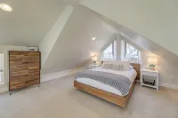 Cozy Cottage at the Beach near Yachats! Dog Friendly and Free EV Charging!