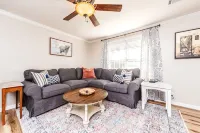 3 Queen Beds, 2 Min to Fairgrounds, Fenced Yard - 3-Star