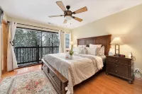Exquisite Vacation Home with Hot Tub, EV Charger