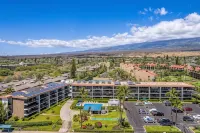 STEPS TO THE BEACH - Kihei Condo - Peek Ocean Views