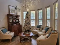 3-Acre Hill Country Retreat w/ Private Office Cabin & Fenced Yard Hotele w: Spring Branch