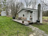 Country Cottage with beautiful views and easy access to Catskills activities.