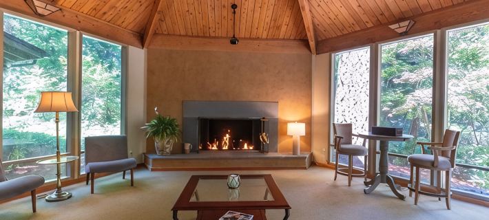 Bridle Trails Treehouse ベルビューのホテル