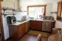 Otter Lake B&B, Denman Island, BC, Canadafamily friendly, coastal - 3-Star