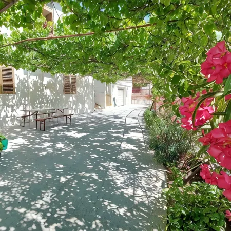 Holiday House Jure Senj - 7 minutes to the beach