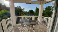 "Gorgeous and Open" 2 Bedroom / 2 Bath Villa
