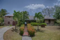 Villa Piton Caribbean Castle | Enhanced cleaning measures. CERTIFIED TO HOST!!! Hotels in 