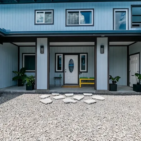 Entire 3-bedroom house in Hilo