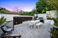 Beautiful Hollywood Hills Pool Villa - Hollywood Sign Views & Iconic Location Hotel di 