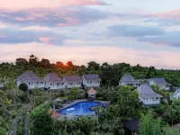The Kleep Jungle Resort Hotels near Turtle Beach