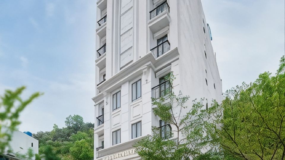 Cat Ba Wonder Hotel