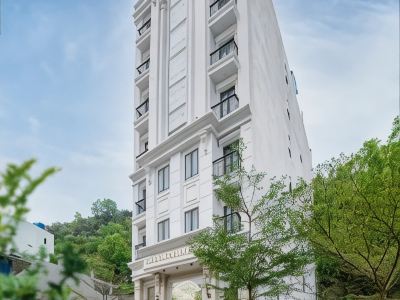 Cat Ba Wonder Hotel