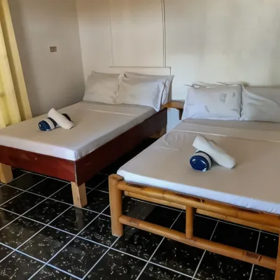 Isla Hayahay Beach Resort and Restaurant Hotels near Inabanga River