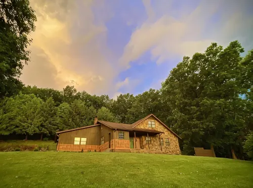 Whispering Pines Retreat-Newly Renovated Countryside Home