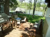 Indian Lake Treehouse Waterfront Cottage Hotels in Stokes Township
