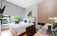 The Lodge Lippo Karawaci - Хостел