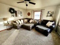Great for EAA rental!Less than 2.5 miles from EAA grounds!