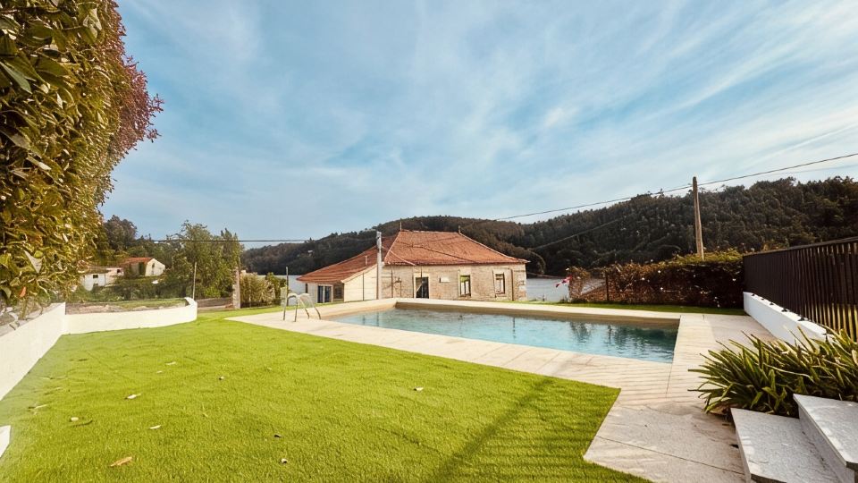 20mn from Porto Villa with Swimming Pool Fully Renovated Douro View 6 Bedrooms