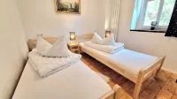 Eifel holiday home - large living room - 5 bedrooms - private use! - 2 stjerner