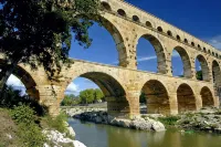 Charming apartment in the historic center of Uzès with air condition and parking