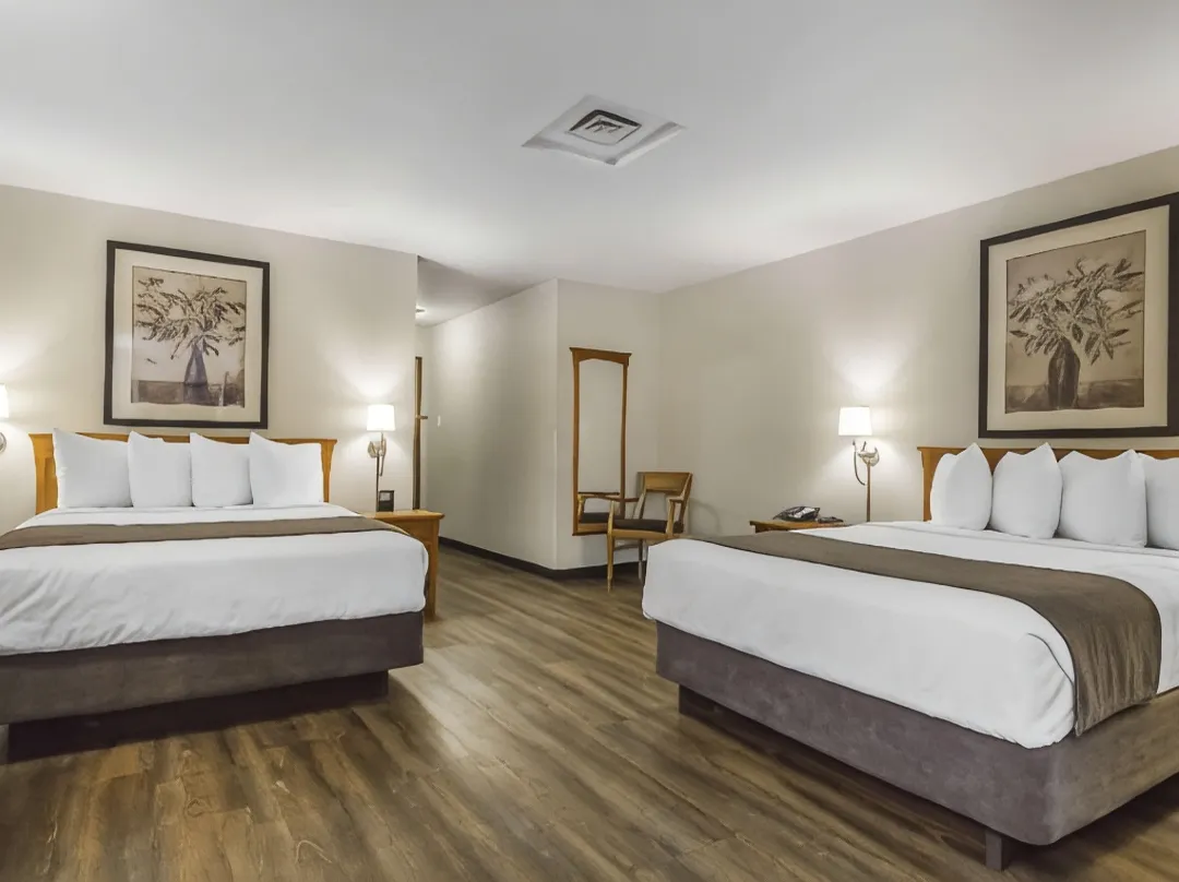 Quality Inn & Suites - Saskatoon
