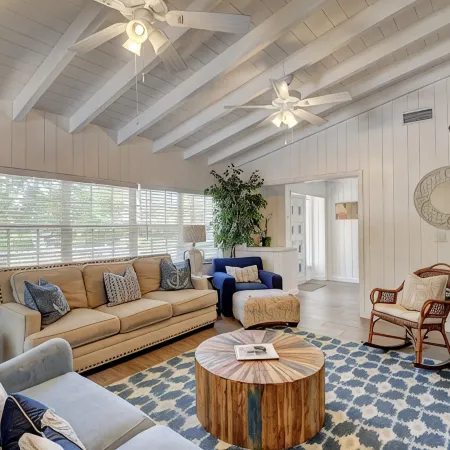 Downtown Delray Beach House, Heated Pool, 5 min to Atlantic Ave