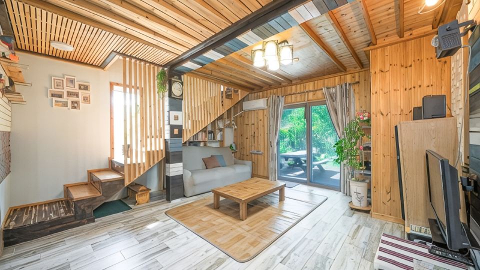 Geochang Deokyu Gongbang Pension (Pine Room)