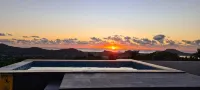 Luxury villa with sky pool and scenic ocean views, 10 mins from airport - พร้อมWifi