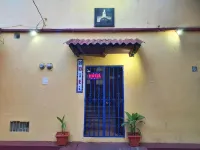 Hotel Posada Casa Santorini - Homestays