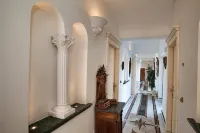 Hotel Bussola