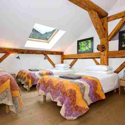 Hideout Hostel Rooms