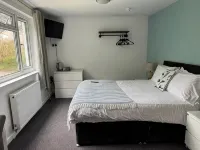Cottage Court Hotel