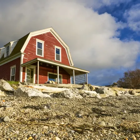 This IS the Place - Intimate Cottage with Oceanfront Views and AC!