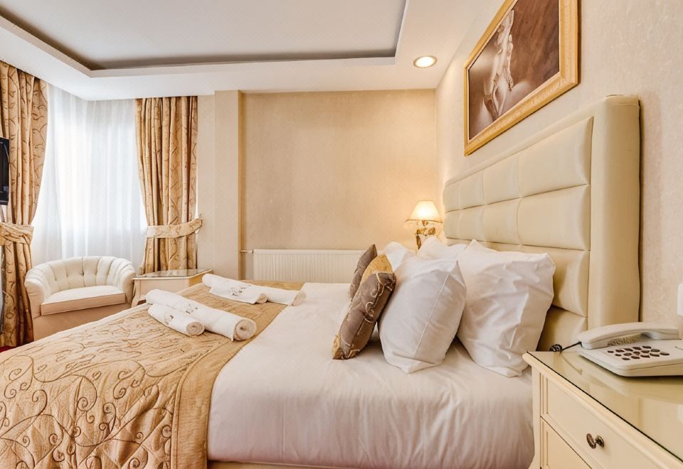 Twins Hotel - Housity