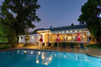 Gooderson Monks Cowl Golf Resort - Pools